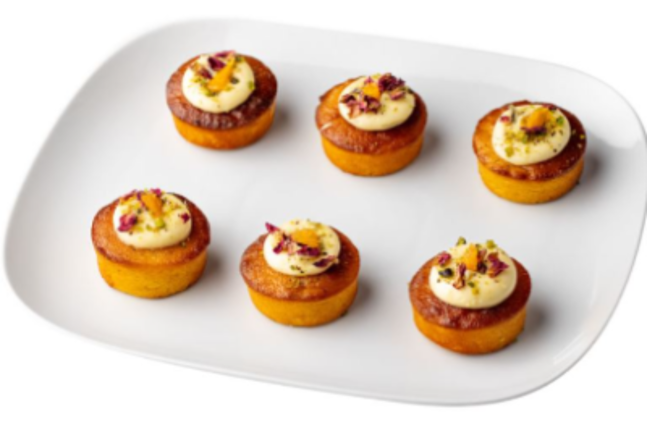 Cocktail Orange & Almond Cakes